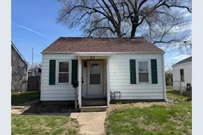 611 S Elsie Avenue, Davenport, IA 52802 - Photo 1