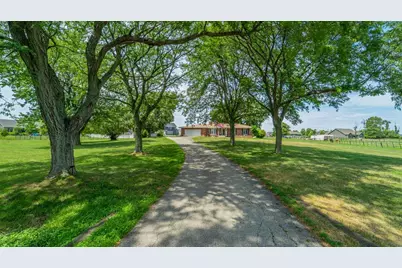 231 W 500 N, Valparaiso, IN 46385 - Photo 1