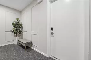 456 N Carpenter St, Chicago, IL 60642 - Photo 4
