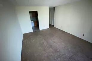 9098 W Terrace Dr, Niles, IL 60714 - Photo 12