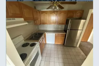 9098 W Terrace Drive #4L, Niles, IL 60714 - Photo 10