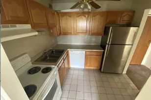9098 W Terrace Dr, Niles, IL 60714 - Photo 10