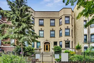 3808 N Pine Grove Ave, Chicago, IL 60613 - Photo 1