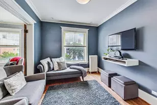 3808 N Pine Grove Ave, Chicago, IL 60613 - Photo 6