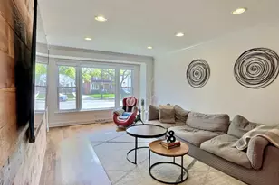 4908 N Nagle Ave, Chicago, IL 60630 - Photo 8