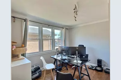 4908 N Nagle Avenue, Chicago, IL 60630 - Photo 12