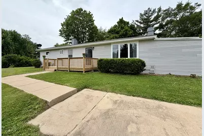 19721 US 150 Highway, Bloomington, IL 61705 - Photo 2
