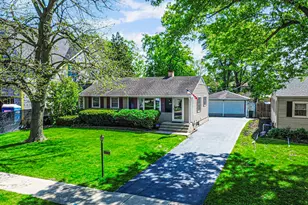4937 Woodward Ave, Downers Grove, IL 60515 - Photo 4
