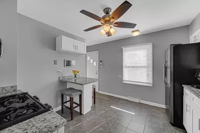 4937 Woodward Avenue, Downers Grove, IL 60515 - Photo 8