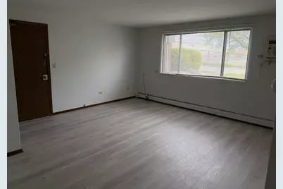 1465 Abbott Drive #BE, Elgin, IL 60123 - Photo 8