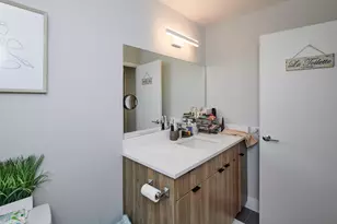 211 E Ohio St, Chicago, IL 60611 - Photo 12