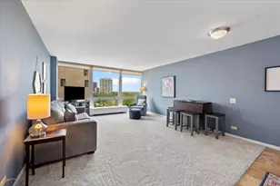 2400 N Lakeview Ave, Chicago, IL 60614 - Photo 6