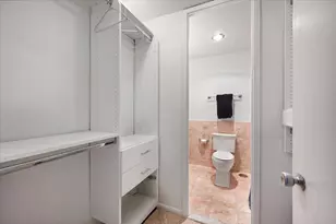 2400 N Lakeview Ave, Chicago, IL 60614 - Photo 12