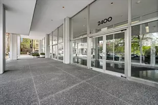 2400 N Lakeview Ave, Chicago, IL 60614 - Photo 2