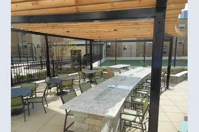 3930 N Pine Grove Avenue #305, Chicago, IL 60613 - Photo 10