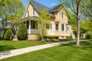 2000 Washington Ave, Wilmette, IL 60091 - Photo 1