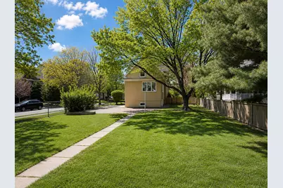 2000 Washington Avenue, Wilmette, IL 60091 - Photo 36