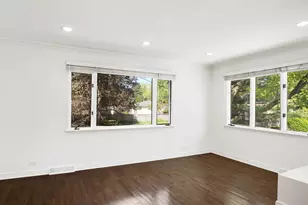 2000 Washington Ave, Wilmette, IL 60091 - Photo 16