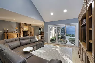 980 Brand Lane, Deerfield, IL 60015 - Photo 6