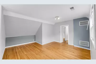 3424 W Parker Avenue, Chicago, IL 60647 - Photo 8