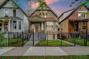 3424 W Parker Ave, Chicago, IL 60647 - Photo 1