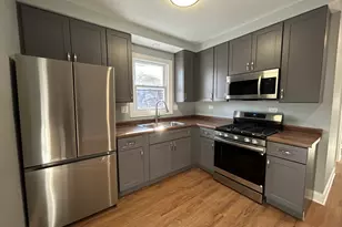 2717 N Rutherford Ave, Chicago, IL 60707 - Photo 2