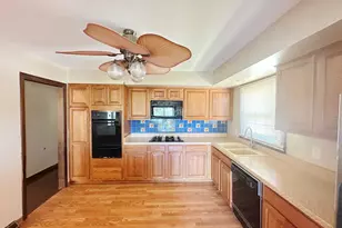 641 Webster St, Algonquin, IL 60102 - Photo 8