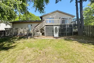 641 Webster St, Algonquin, IL 60102 - Photo 2