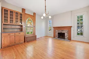305 Somonauk St, Sycamore, IL 60178 - Photo 10