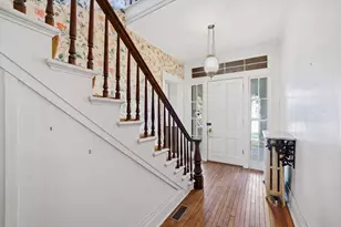 305 Somonauk St, Sycamore, IL 60178 - Photo 2