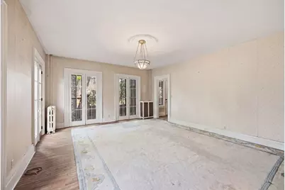 305 Somonauk Street, Sycamore, IL 60178 - Photo 4