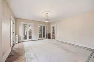 305 Somonauk St, Sycamore, IL 60178 - Photo 4