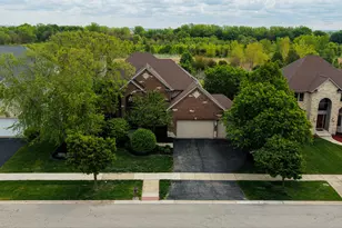 5815 Rosinweed Ln, Naperville, IL 60564 - Photo 40