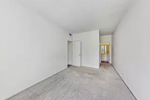 301 W Goethe St, Chicago, IL 60610 - Photo 16