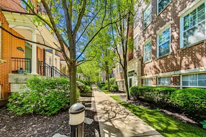 301 W Goethe Street #304C, Chicago, IL 60610 - Photo 2