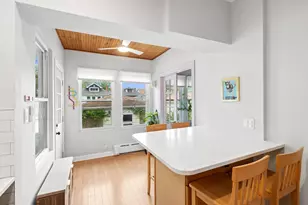 5004 N Tripp Ave, Chicago, IL 60630 - Photo 6