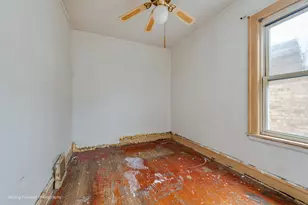 8618 S Loomis Blvd, Chicago, IL 60620 - Photo 12