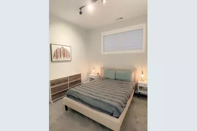 1506 W Superior Street #1, Chicago, IL 60642 - Photo 14
