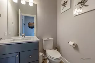 311 Burkhardt Ct, Forest Park, IL 60130 - Photo 12