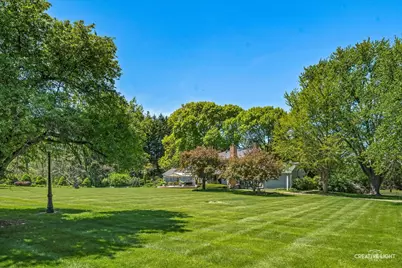 33W451 Surrey Road, Wayne, IL 60184 - Photo 18