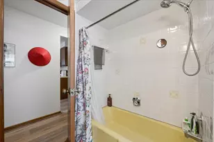 7356 W Addison St, Chicago, IL 60634 - Photo 18