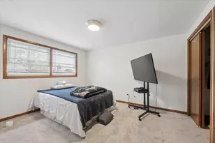 7356 W Addison St, Chicago, IL 60634 - Photo 14