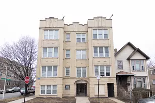 3126 W Eddy St, Chicago, IL 60618 - Photo 1