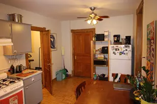 1736 W Beach Ave, Chicago, IL 60622 - Photo 12