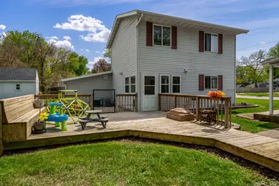 410 Elgin Street, Cherry Valley, IL 61016 - Photo 6