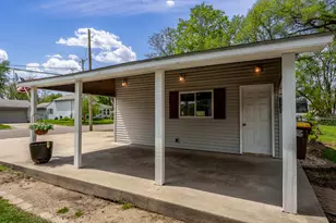 410 Elgin St, Cherry Valley, IL 61016 - Photo 8