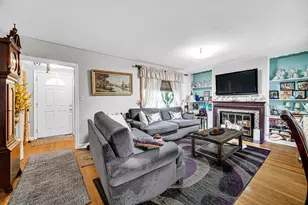 1604 Dobson St, Evanston, IL 60202 - Photo 2