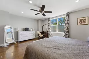 6951 N Western Ave, Chicago, IL 60645 - Photo 22