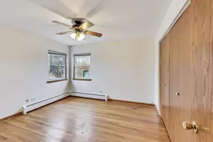 4933 N Lester Ave, Chicago, IL 60630 - Photo 4