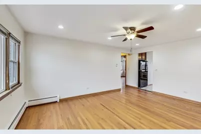 4933 N Lester Avenue #3W, Chicago, IL 60630 - Photo 6